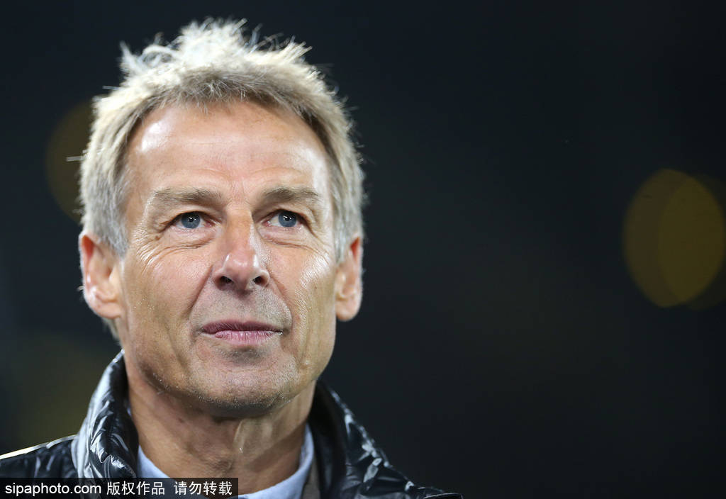 曝热刺关注前韩国队主帅克林斯曼 78岁老帅愿出山救火